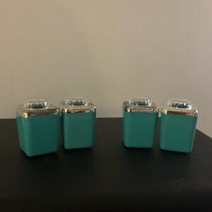 Vintage Mid Century Modern MCM (1950s-1960s) plastic salt + pepper set aqua